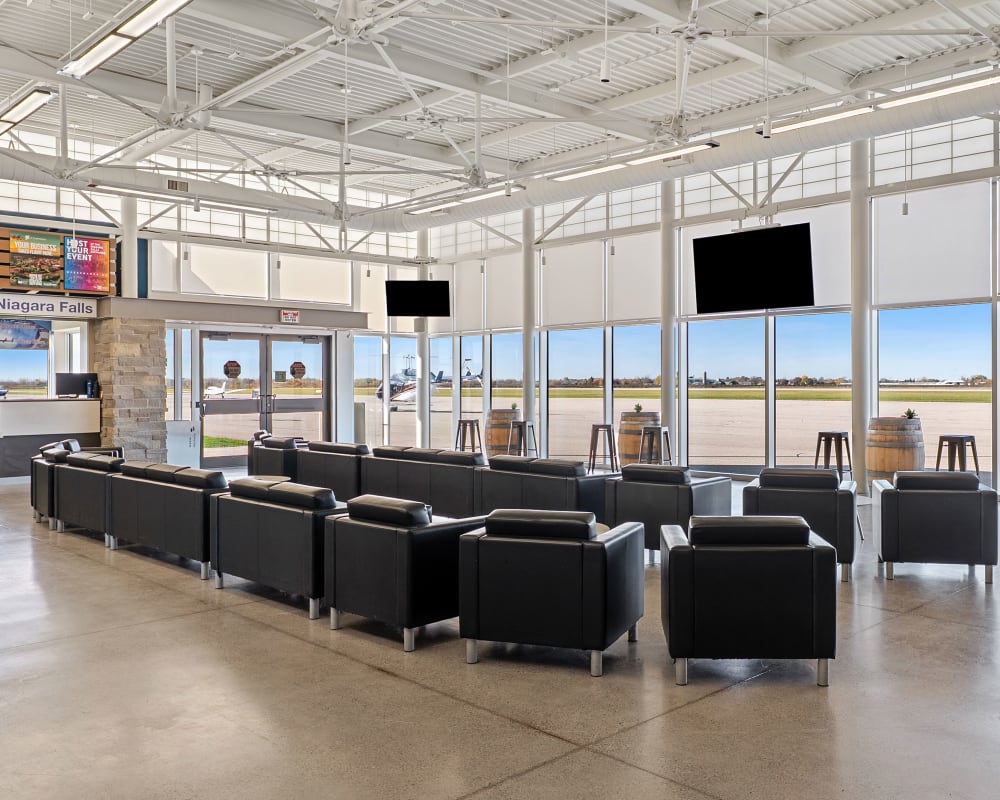 Niagara District Airport | Niagara