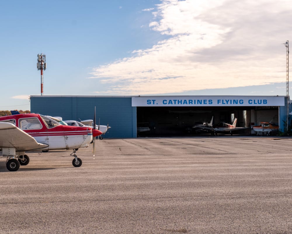 Niagara District Airport | Niagara 